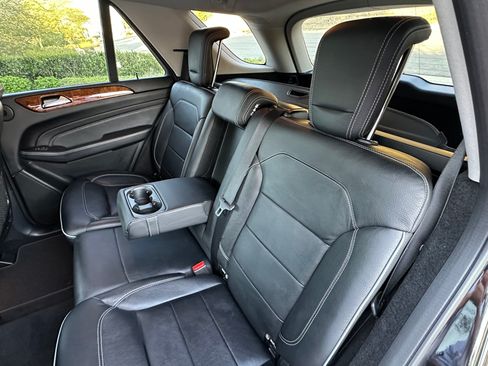 Used 2012 Mercedes-Benz ML 350 BlueTEC 4MATIC image 9