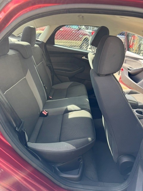 Used 2013 Ford Focus SE FWD image 5
