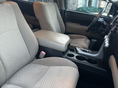 Used 2012 Toyota Tundra SR5 image 8