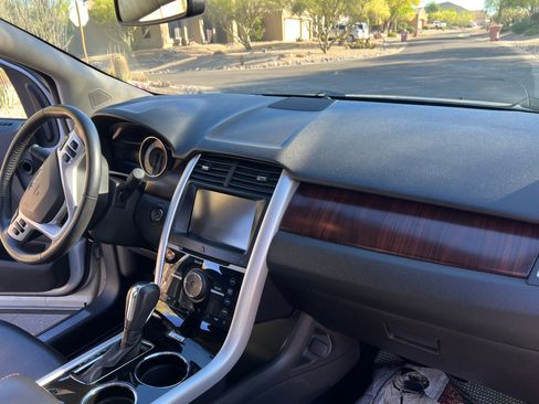 Used 2013 Ford Edge Limited image 21