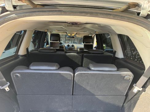 Used 2012 Mercedes-Benz GL 450 4MATIC image 5