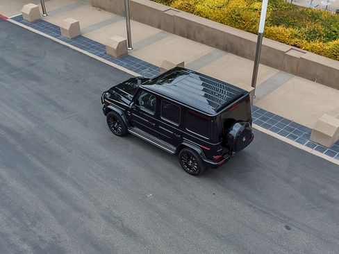 Used 2021 Mercedes-Benz G 550 image 17