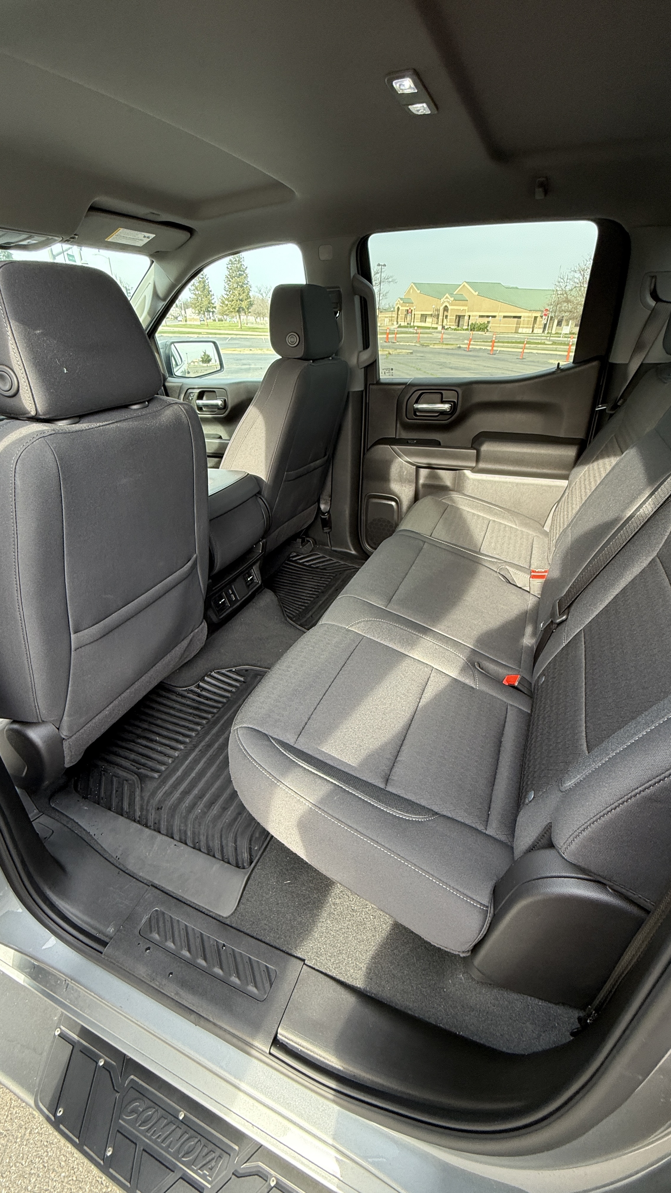 Used 2024 Chevrolet Silverado 1500 Custom RWD image 9