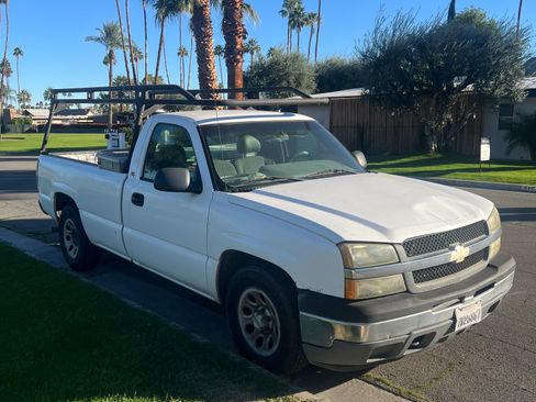 Used 2005 Chevrolet Silverado 1500 W/T image 2