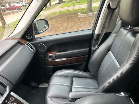 Used 2016 Land Rover Range Rover AWD/4WD image 9