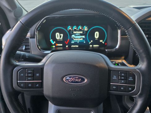 Used 2022 Ford F150 Lariat w/ Max Trailer Tow Package image 11