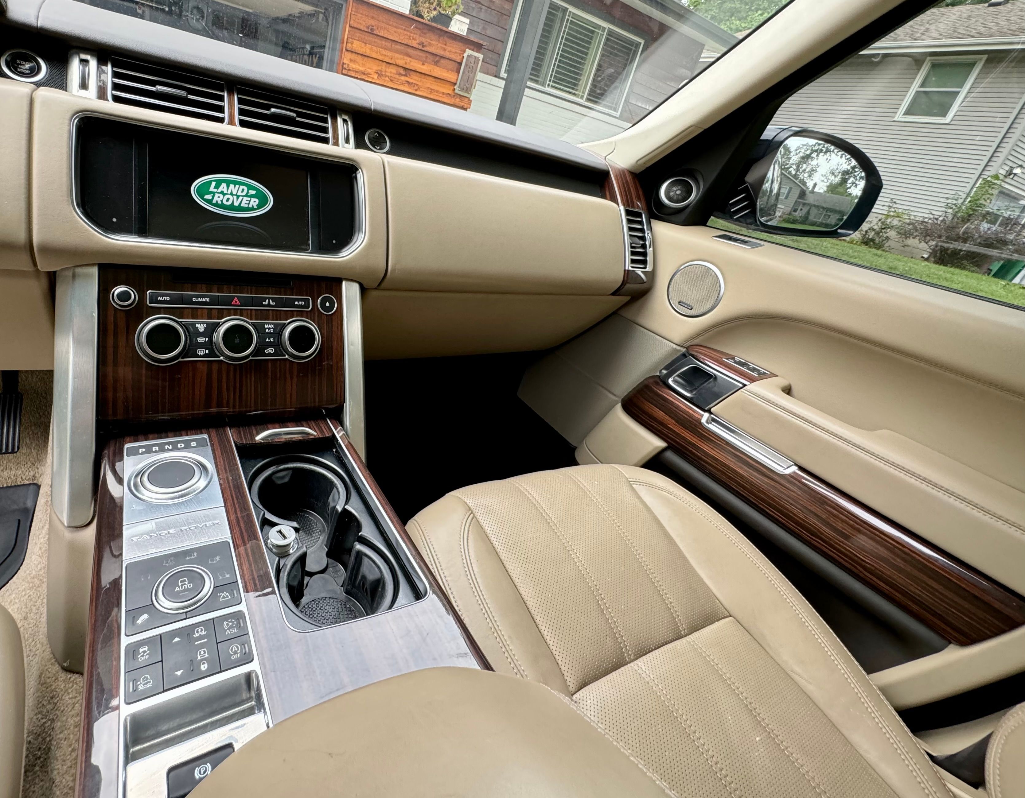 Used 2016 Land Rover Range Rover HSE AWD/4WD image 8