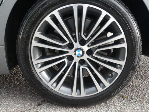 Used 2018 BMW 540i image 25