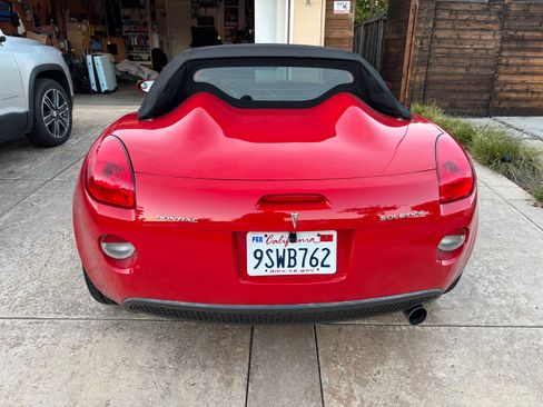 Used 2006 Pontiac Solstice Convertible 2D w/ Premium Package image 5