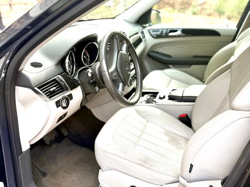 Used 2015 Mercedes-Benz GL 450 4MATIC image 10