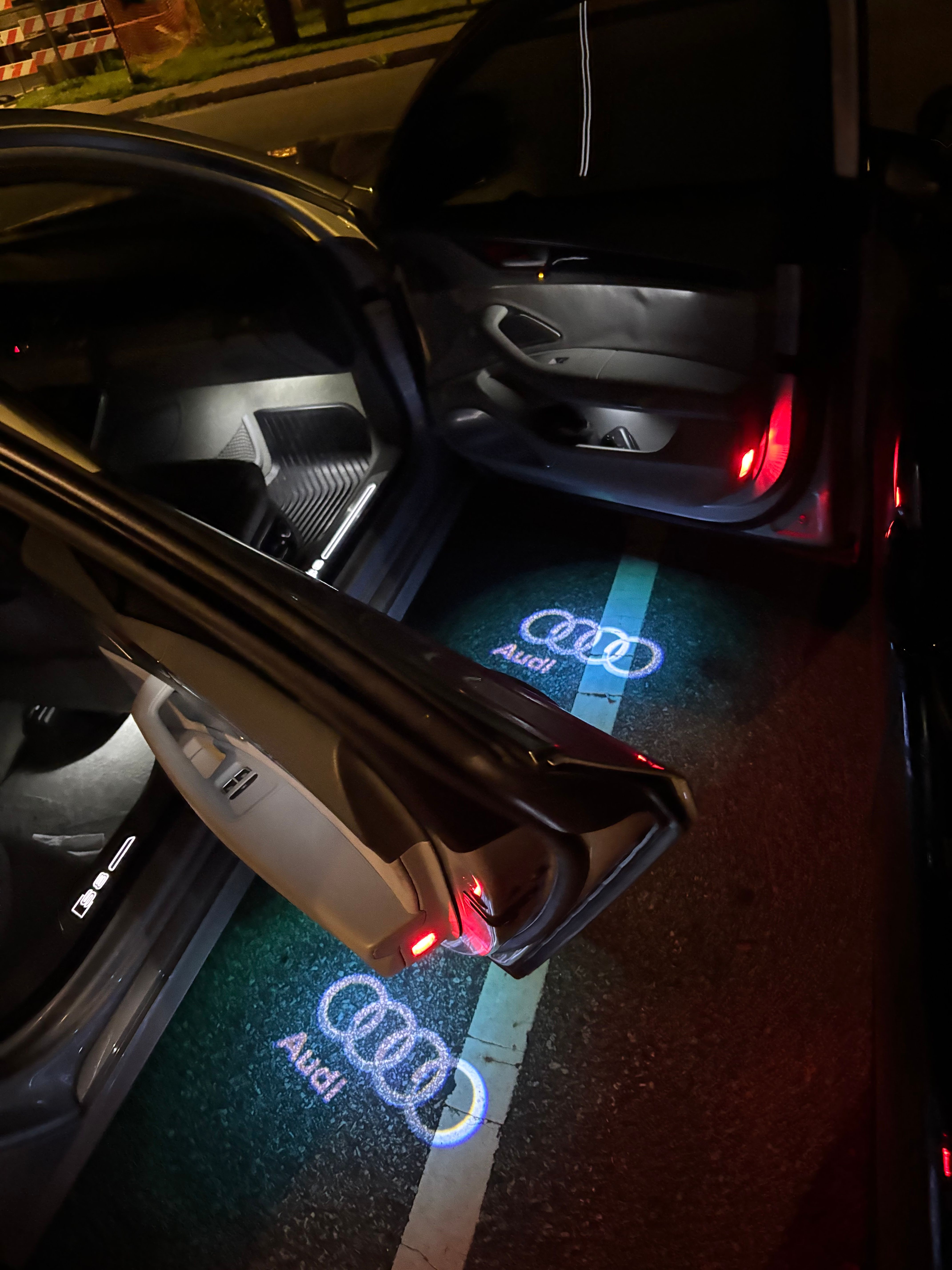 Used 2014 Audi S8 w/ Driver Assistance Package AWD/4WD image 14
