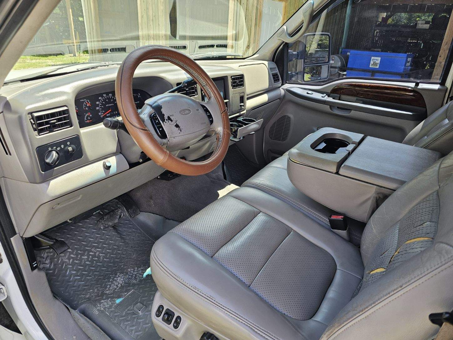 Used 2001 Ford F350 2WD Crew Cab DRW Super Duty image 12