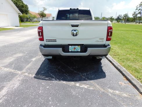 Used 2021 RAM 3500 Laramie image 8