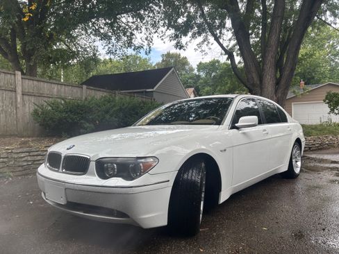 Used 2003 BMW 745Li RWD image 19