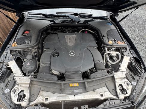 Used 2018 Mercedes-Benz E 400 4MATIC Coupe image 12