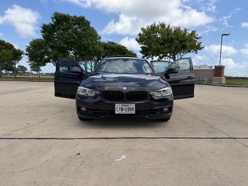 Used 2018 BMW 330i Sedan RWD image 9