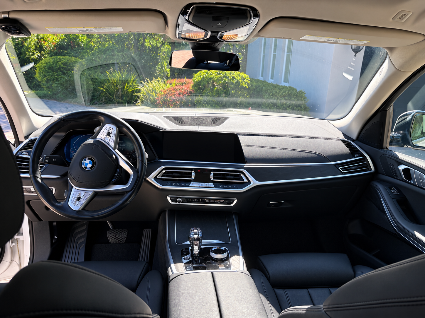 Used 2022 BMW X7 xDrive40i w/ Executive Package AWD/4WD image 9