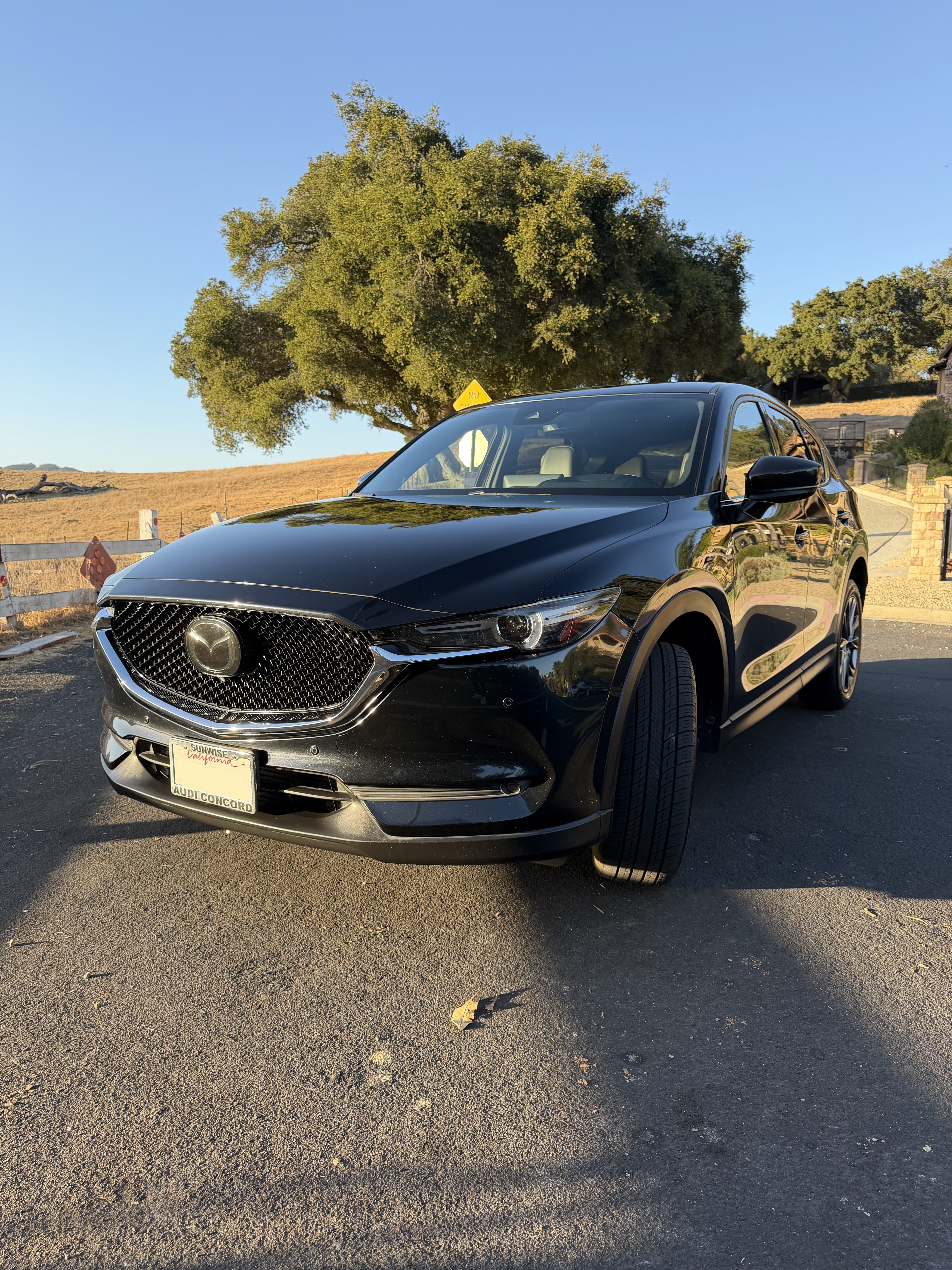 Used 2021 MAZDA CX-5 Signature AWD/4WD image 1
