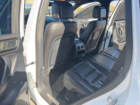 Used 2014 Volkswagen Touareg TDI AWD/4WD image 13