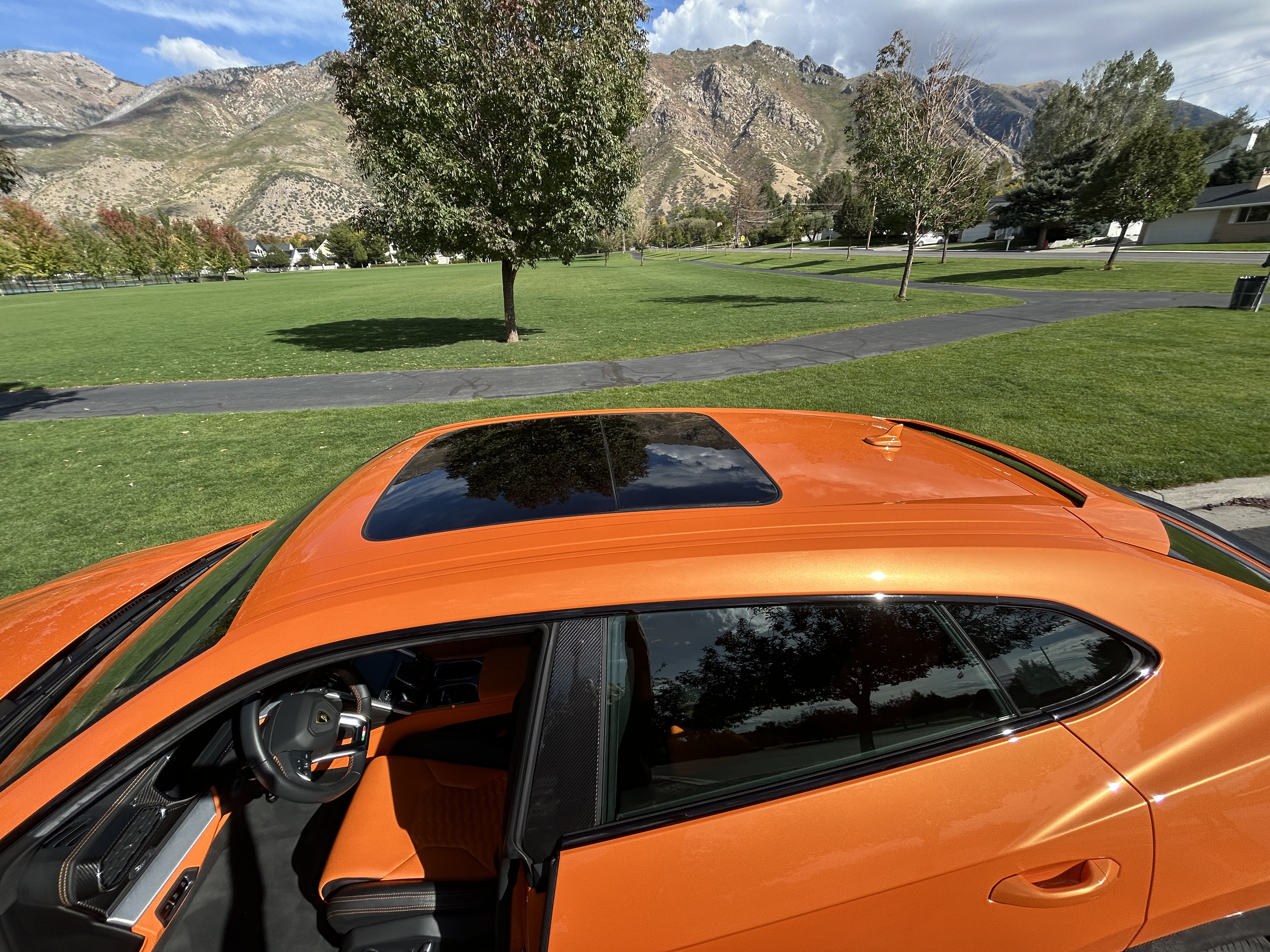 Used 2022 Lamborghini Urus AWD/4WD image 15