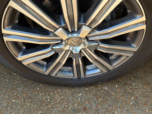 Used 2017 Lexus LX 570 4WD w/ Luxury Package image 10