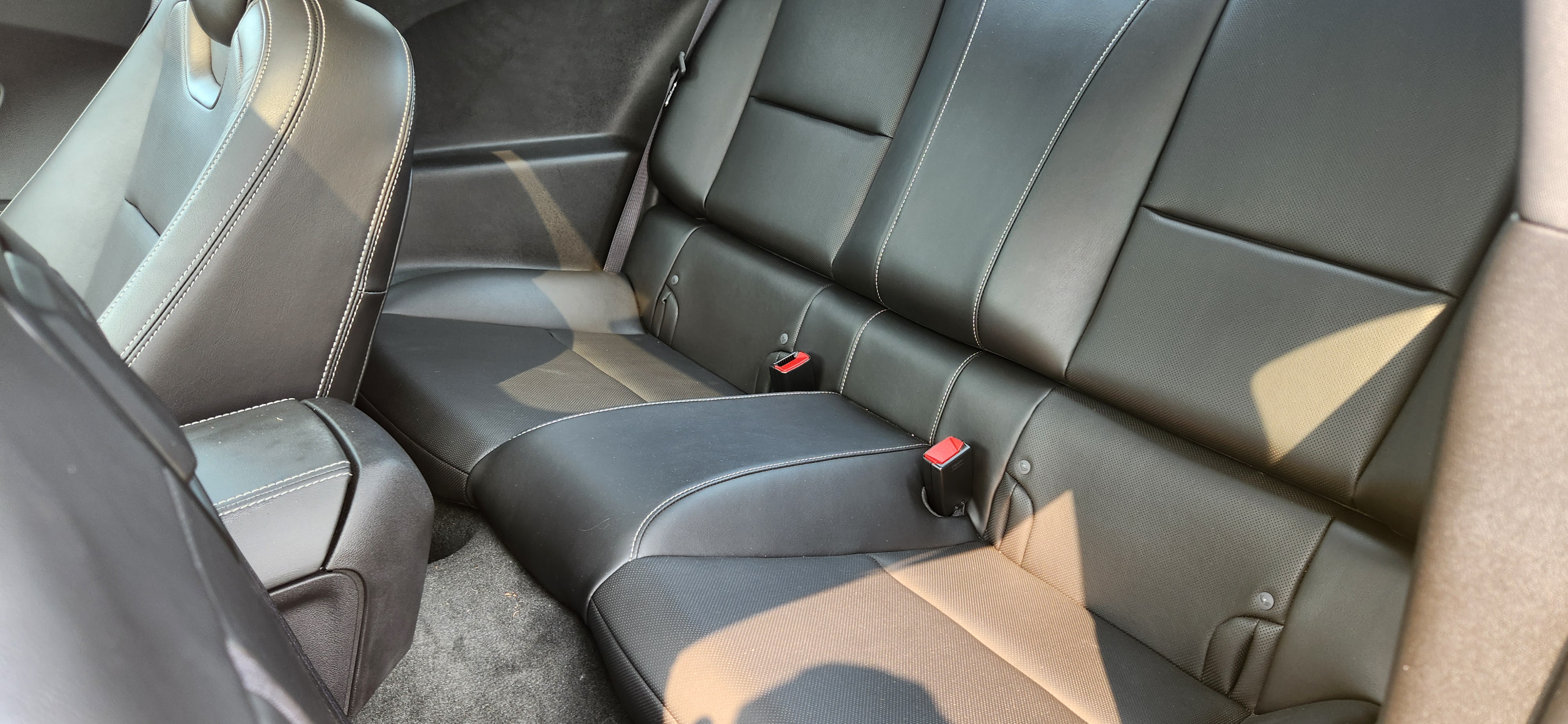 Used 2010 Chevrolet Camaro SS w/ RS Package RWD image 5