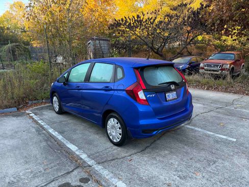 Used 2019 Honda Fit LX image 4
