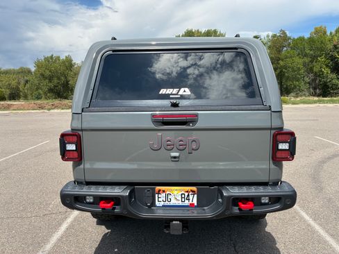 Used 2020 Jeep Gladiator Rubicon AWD/4WD image 8