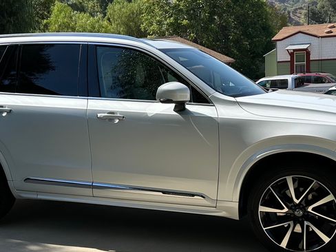 Used 2019 Volvo XC90 T6 Inscription w/ Luxury Package AWD/4WD image 4
