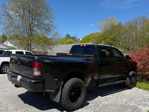 Used 2022 RAM 3500 Lone Star w/ Night Edition AWD/4WD image 8