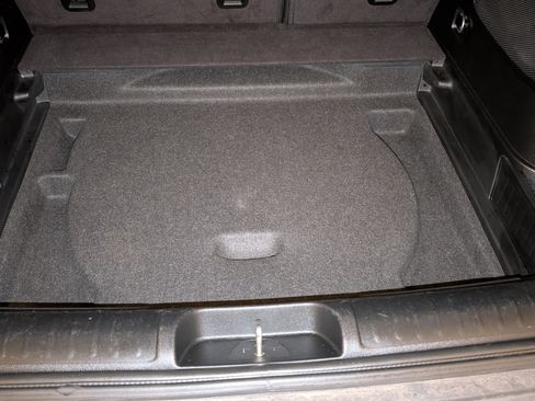 Used 2020 Jeep Cherokee Limited image 14