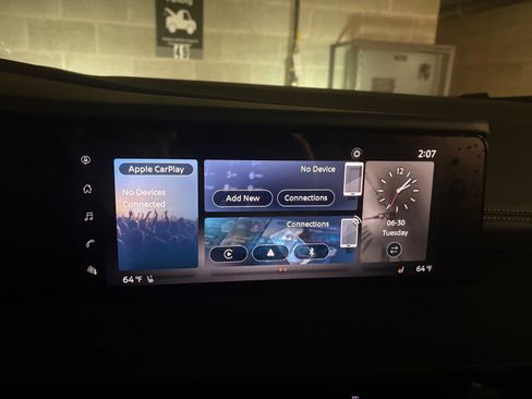 Used 2025 Nissan Murano SV AWD/4WD image 11