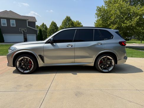 Used 2021 BMW X5 M Competition AWD/4WD image 2