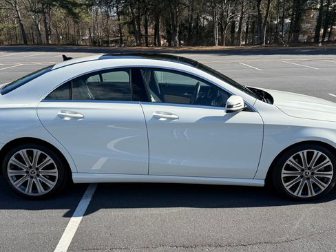 Used 2018 Mercedes-Benz CLA 250 image 5