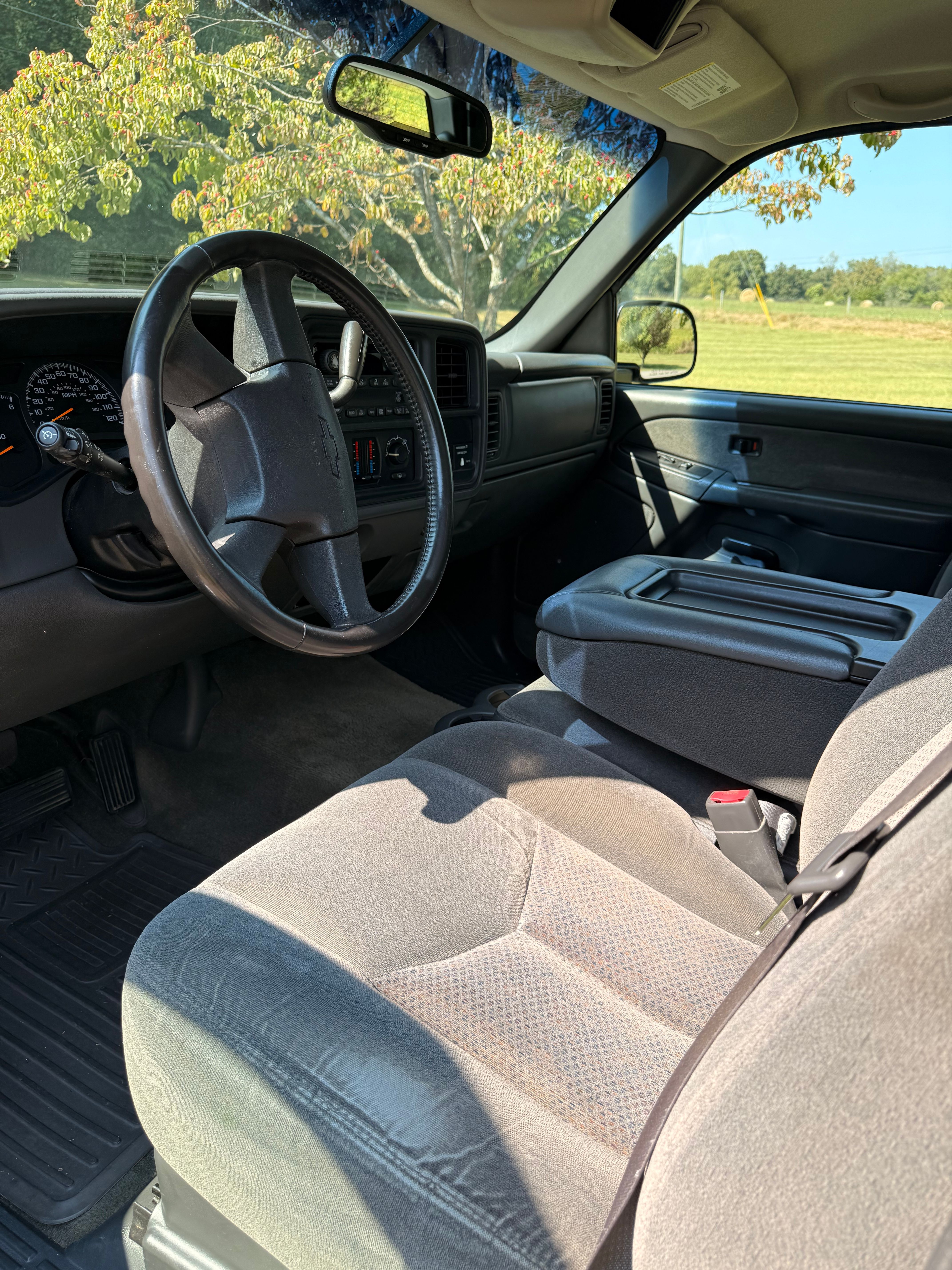 Used 2003 Chevrolet Silverado 1500 LS w/ Off-Road Package AWD/4WD image 9
