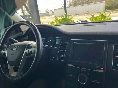 Used 2018 Ford Flex Limited w/ Equipment Group 301A image 5