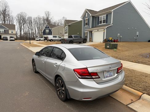 Used 2013 Honda Civic EX image 6