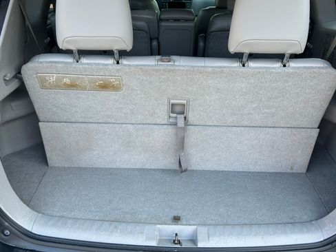 Used 2010 Toyota Highlander Limited image 12