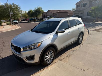Used 2017 Kia Sorento FWD w/ LX Convenience Package