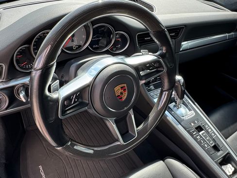 Used 2013 Porsche 911 Carrera 4S AWD/4WD image 15
