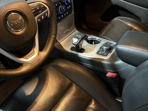 Used 2015 Jeep Grand Cherokee High Altitude image 8