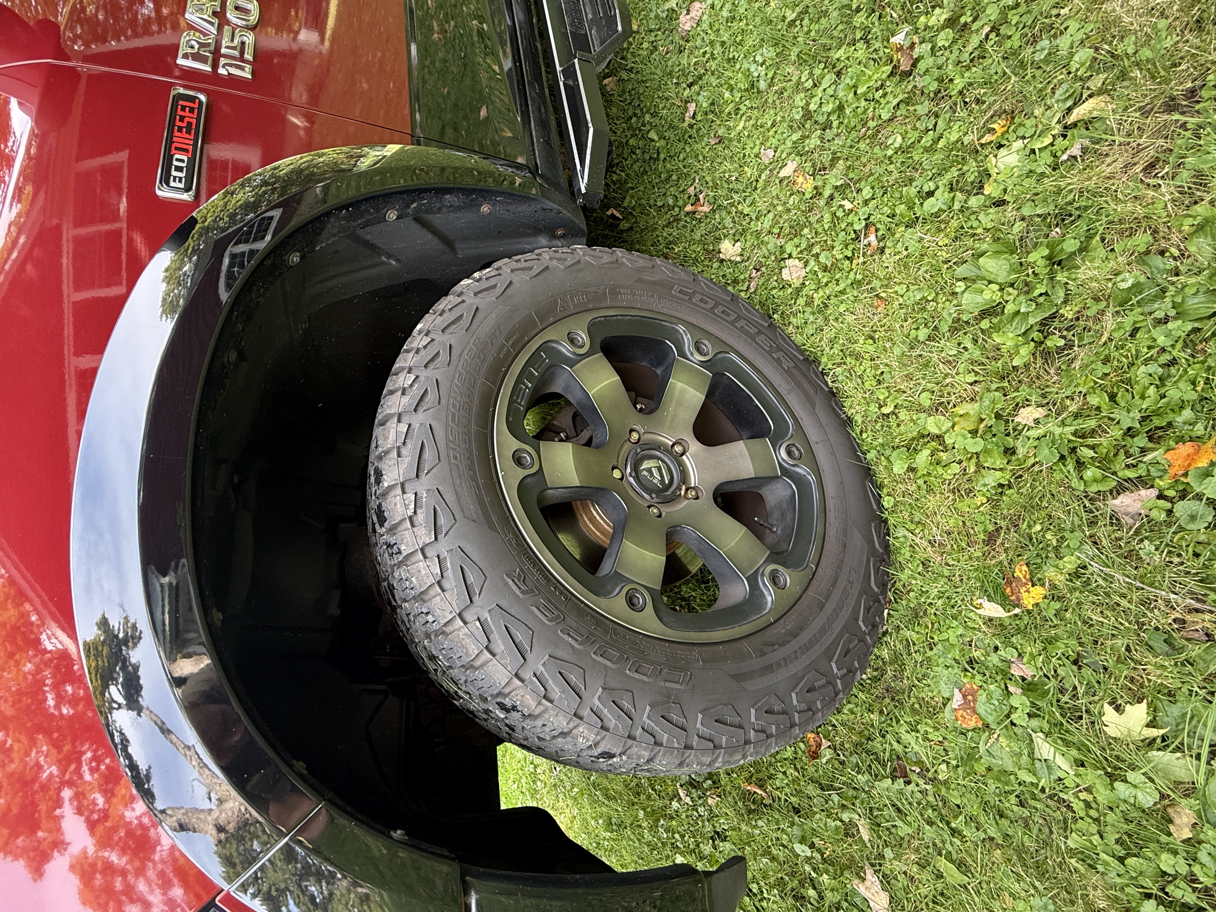 Used 2015 RAM 1500 Outdoorsman AWD/4WD image 12