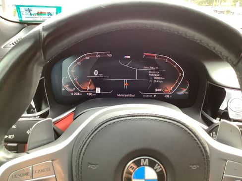 Used 2020 BMW 750i xDrive w/ Autobahn Package image 23