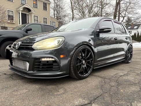 Used 2012 Volkswagen Golf 4-Door image 2