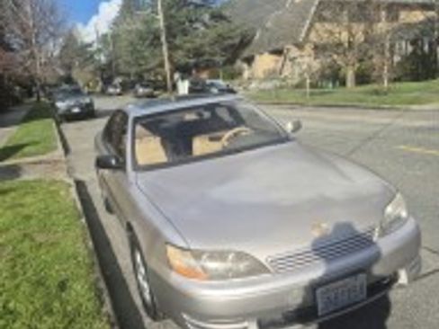 Used 1996 Lexus ES 330 image 4