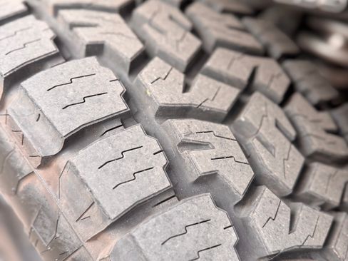 Used 2016 Toyota Tundra Platinum image 8