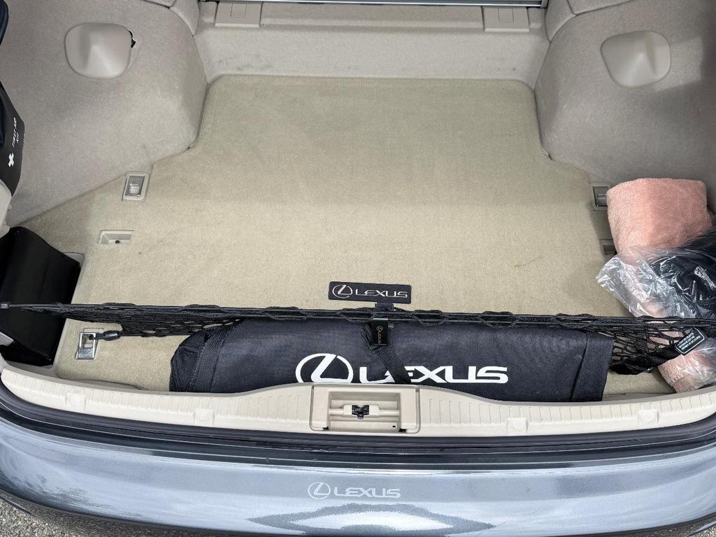Used 2011 Lexus IS 350C w/ Luxury Pkg RWD image 21