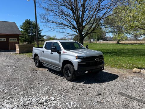 Used 2021 Chevrolet Silverado 1500 LT Trail Boss w/ Bed Protection Package image 5