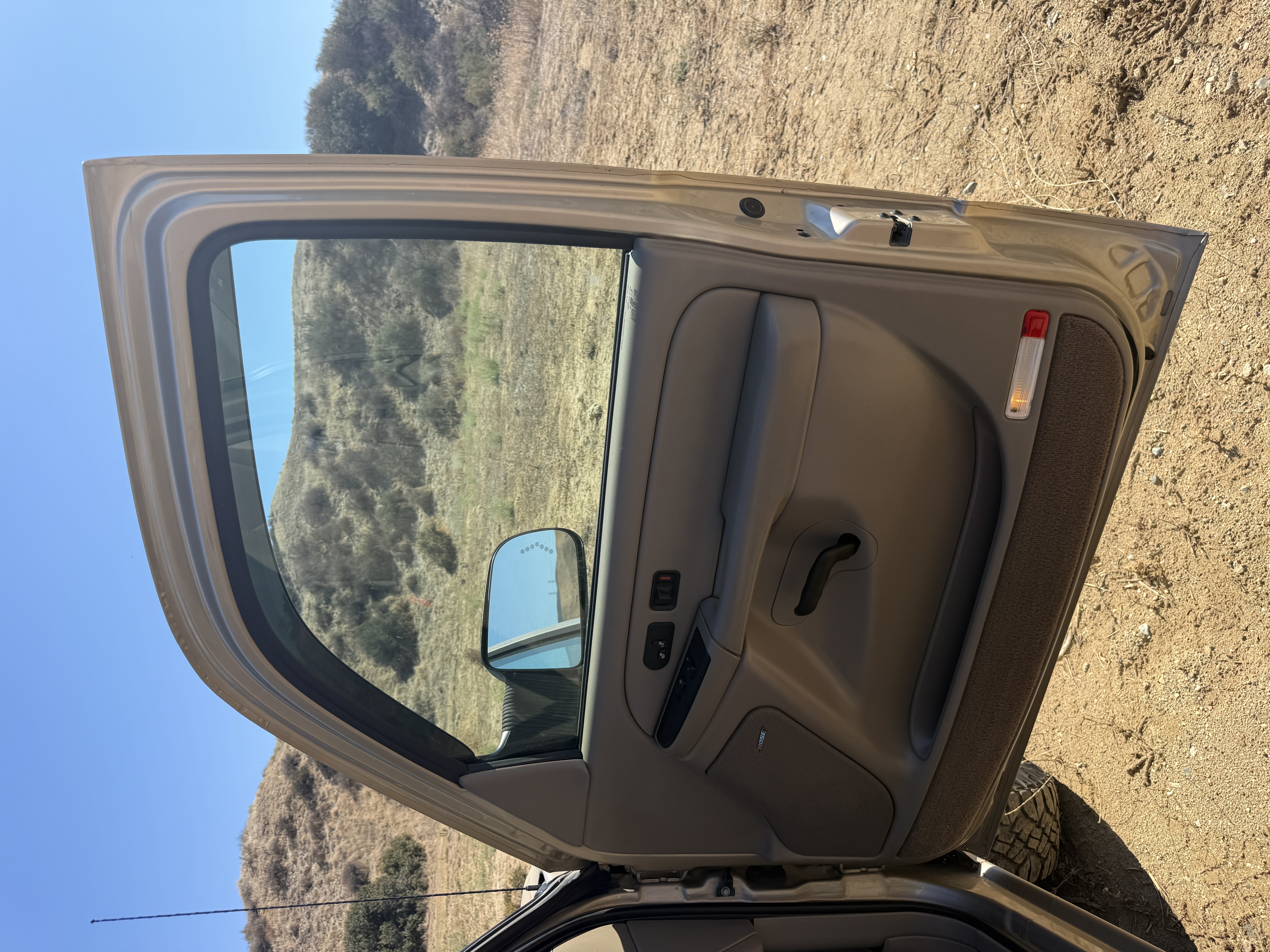 Used 2004 Chevrolet Silverado 3500 4x4 Crew Cab w/ Skid Plate Package image 22