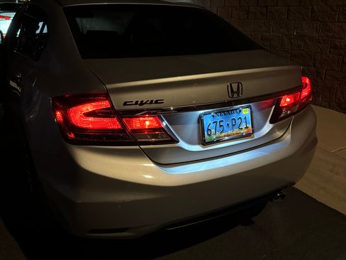 Used 2013 Honda Civic LX image 5